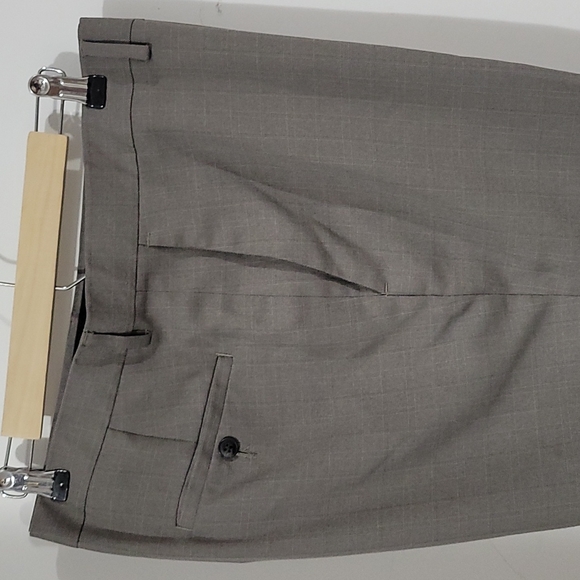 Haggar Men Slacks - Picture 2 of 4